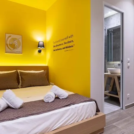“Champions” Apartment In N. Kosmos Neighbourhood-2