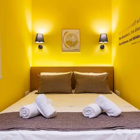 “Champions” Apartment In N. Kosmos Neighbourhood-3